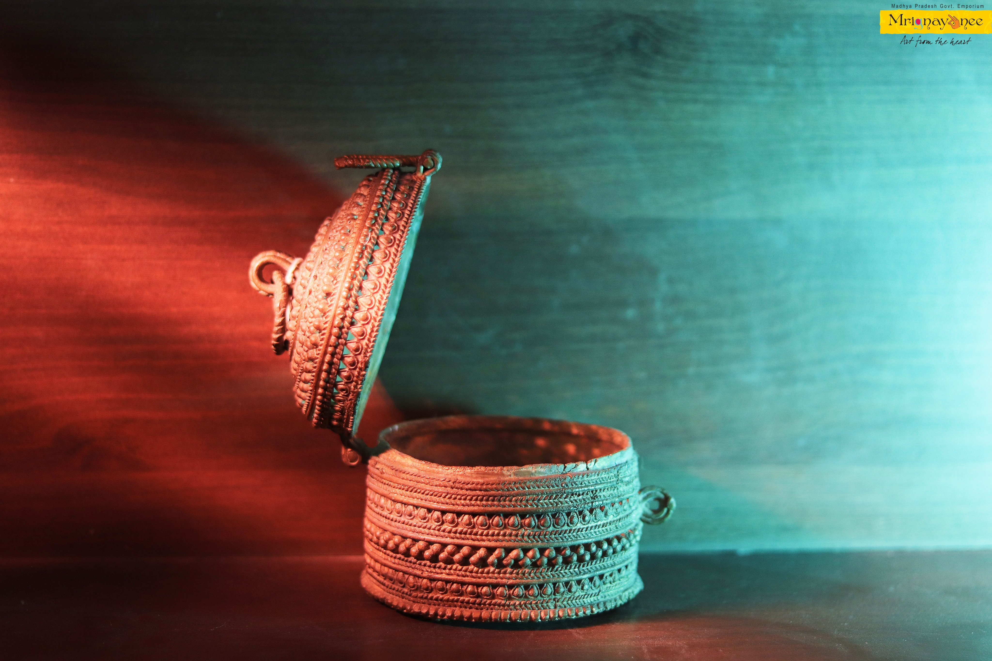 Trinket Box Bell Metal Betul